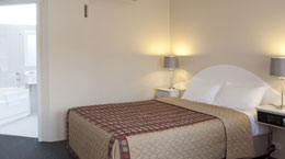 Engadine spa room accommodation